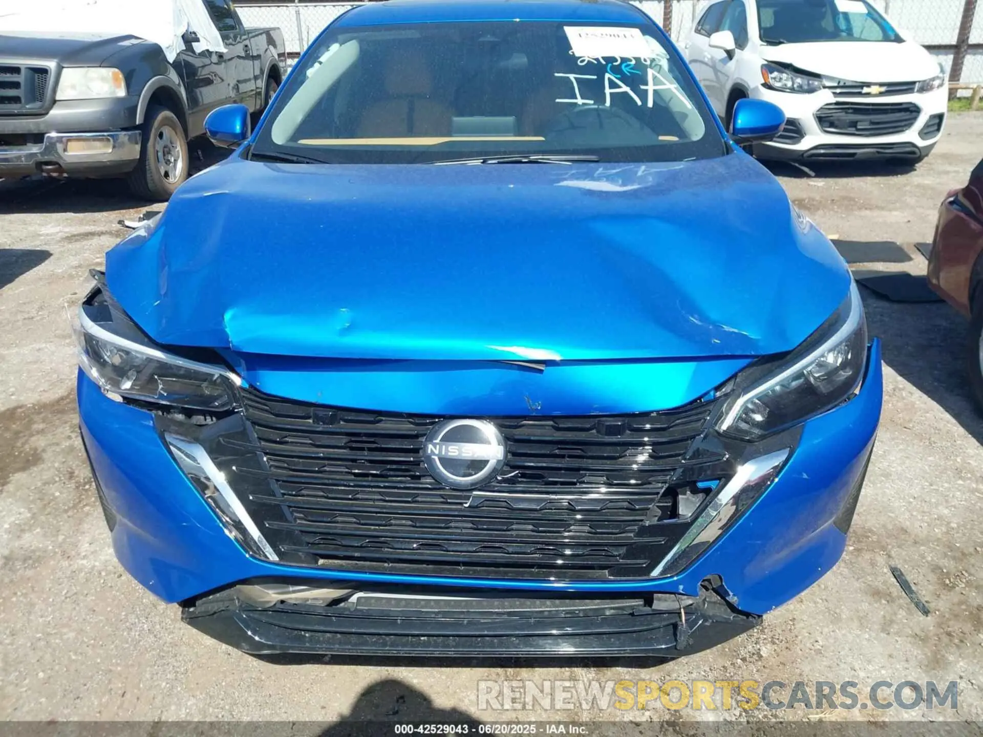 12 fotografías del automóvil dañado 3N1AB8CV2SY243583 NISSAN SENTRA 2025