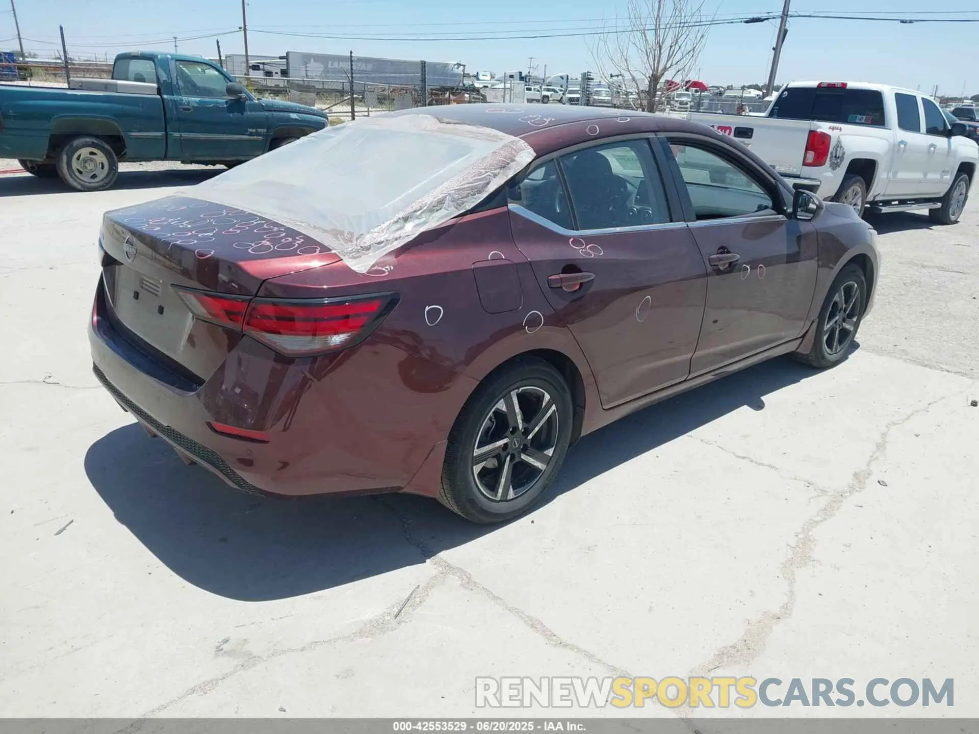 4 fotografías del automóvil dañado 3N1AB8CV2SY269777 NISSAN SENTRA 2025