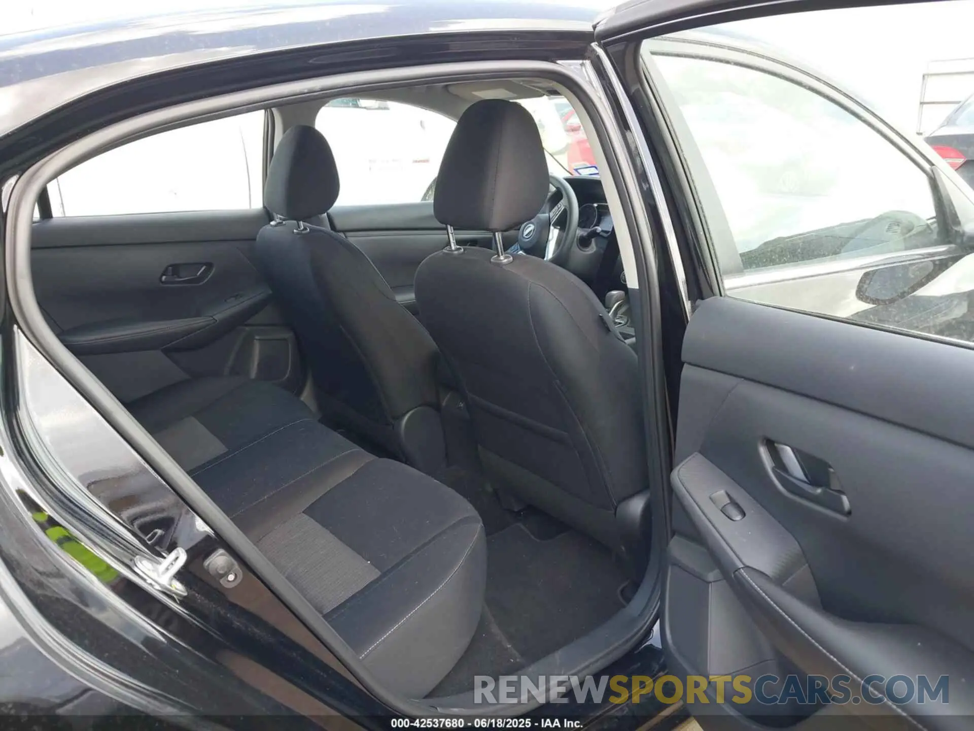 8 fotografías del automóvil dañado 3N1AB8CV3SY277242 NISSAN SENTRA 2025