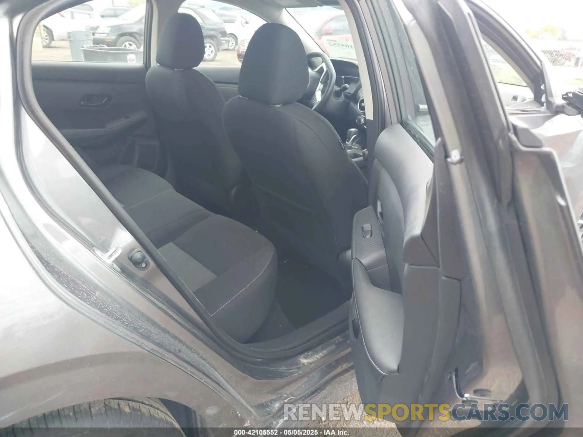 8 fotografías del automóvil dañado 3N1AB8CV3SY300566 NISSAN SENTRA 2025