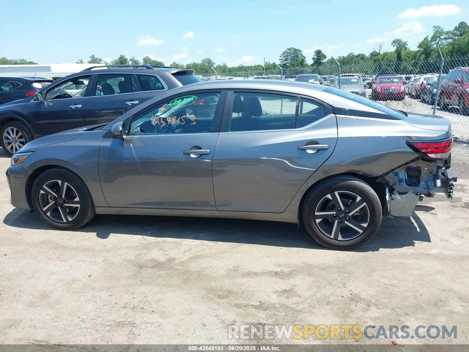 14 fotografías del automóvil dañado 3N1AB8CV3SY305914 NISSAN SENTRA 2025