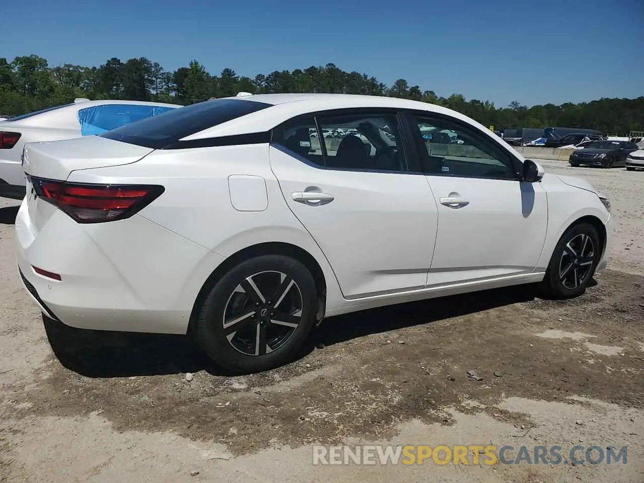 3 fotografías del automóvil dañado 3N1AB8CV4SY209581 NISSAN SENTRA 2025