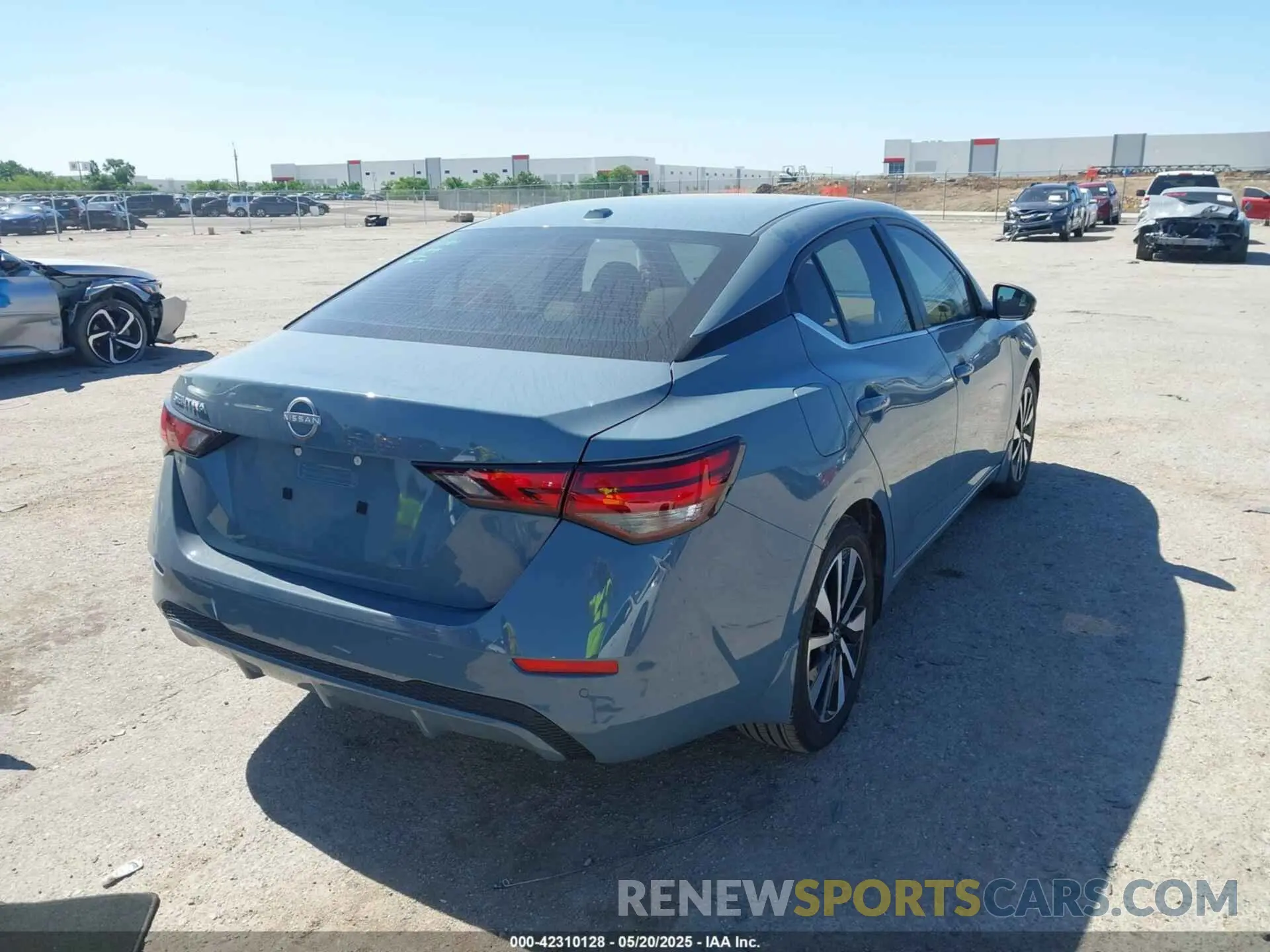 4 fotografías del automóvil dañado 3N1AB8CV4SY216420 NISSAN SENTRA 2025