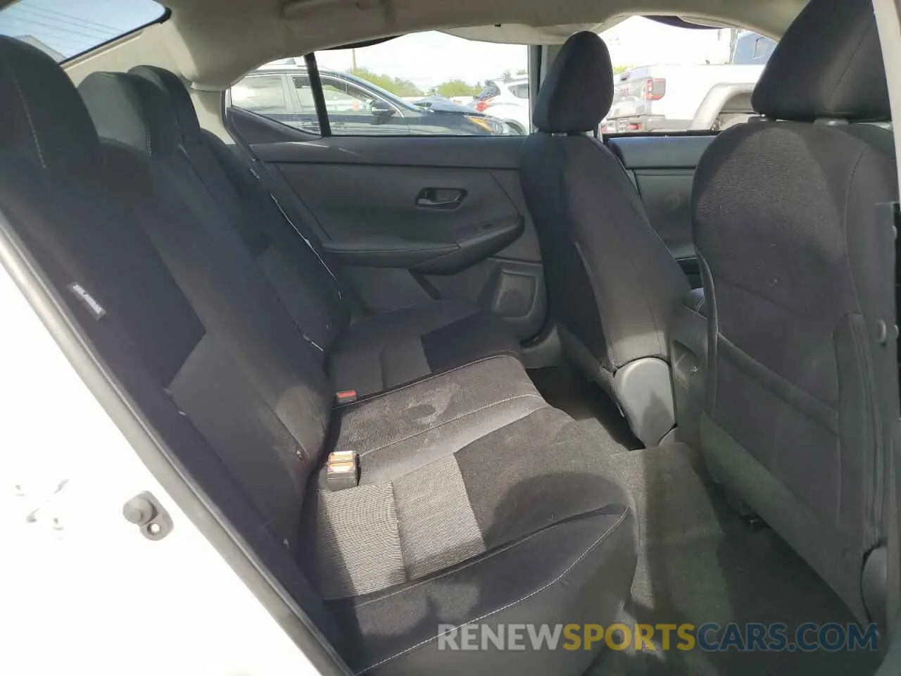 10 fotografías del automóvil dañado 3N1AB8CV4SY249014 NISSAN SENTRA 2025