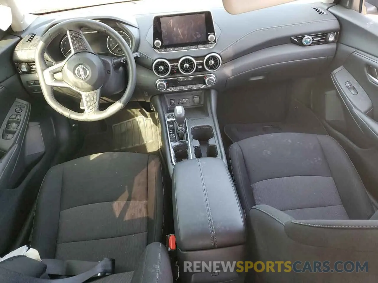 8 fotografías del automóvil dañado 3N1AB8CV4SY251104 NISSAN SENTRA 2025