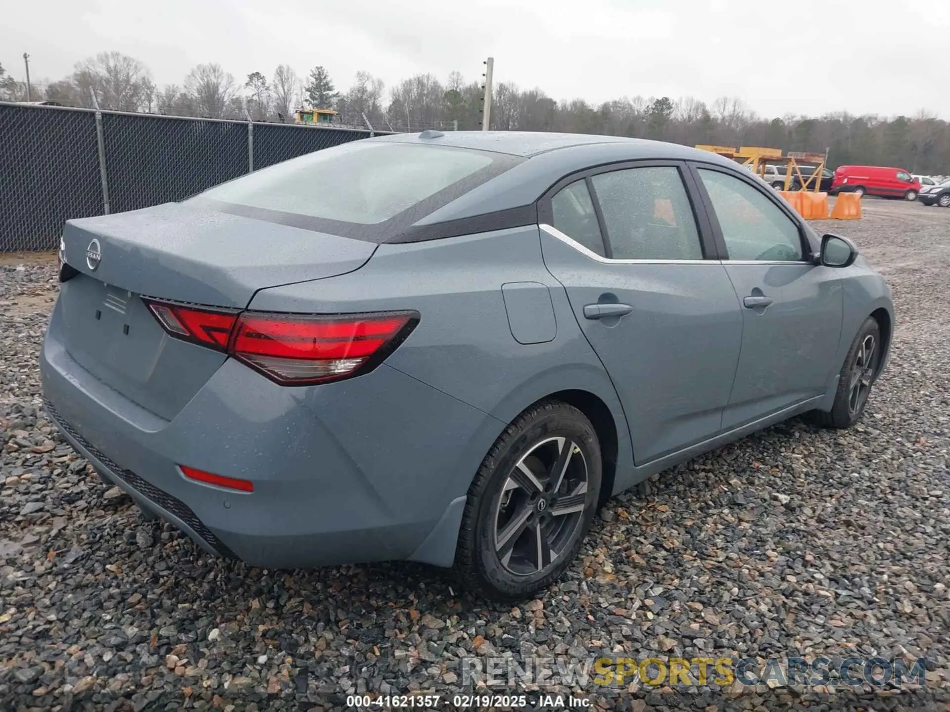 4 fotografías del automóvil dañado 3N1AB8CV4SY277637 NISSAN SENTRA 2025