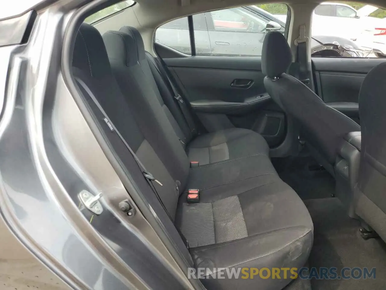 10 fotografías del automóvil dañado 3N1AB8CV4SY289819 NISSAN SENTRA 2025