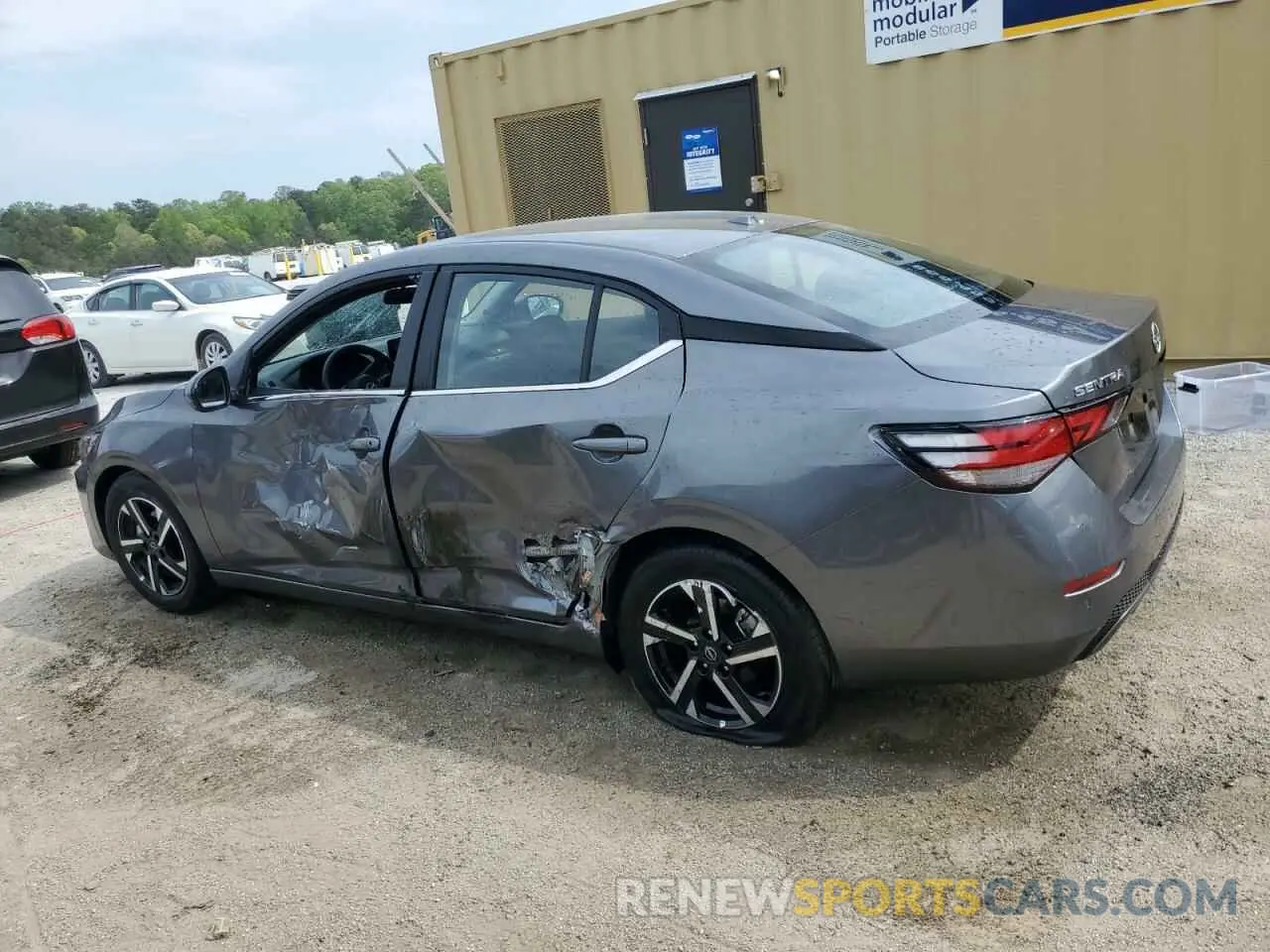2 fotografías del automóvil dañado 3N1AB8CV4SY289819 NISSAN SENTRA 2025