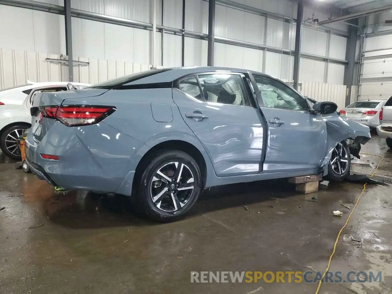3 fotografías del automóvil dañado 3N1AB8CV6SY209338 NISSAN SENTRA 2025