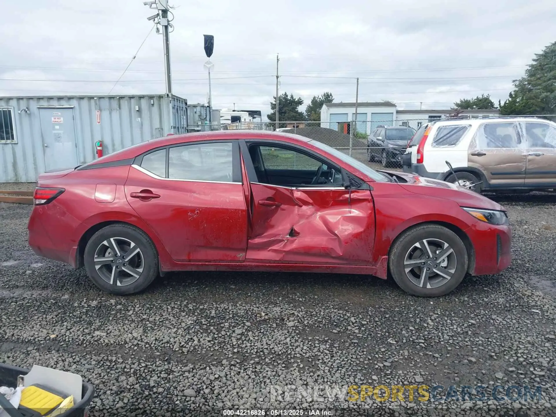 13 fotografías del automóvil dañado 3N1AB8CV6SY237978 NISSAN SENTRA 2025