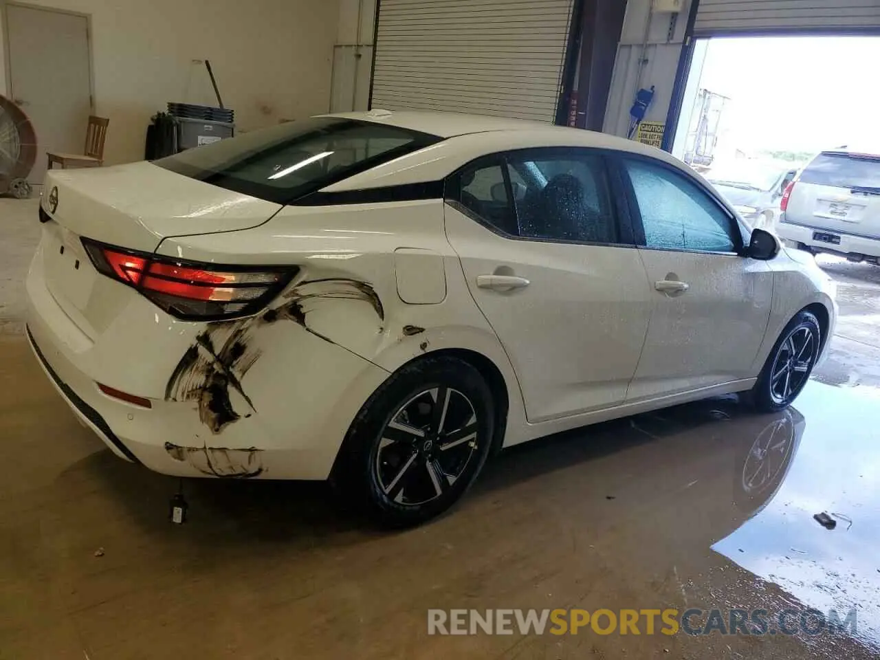 3 fotografías del automóvil dañado 3N1AB8CV6SY287635 NISSAN SENTRA 2025