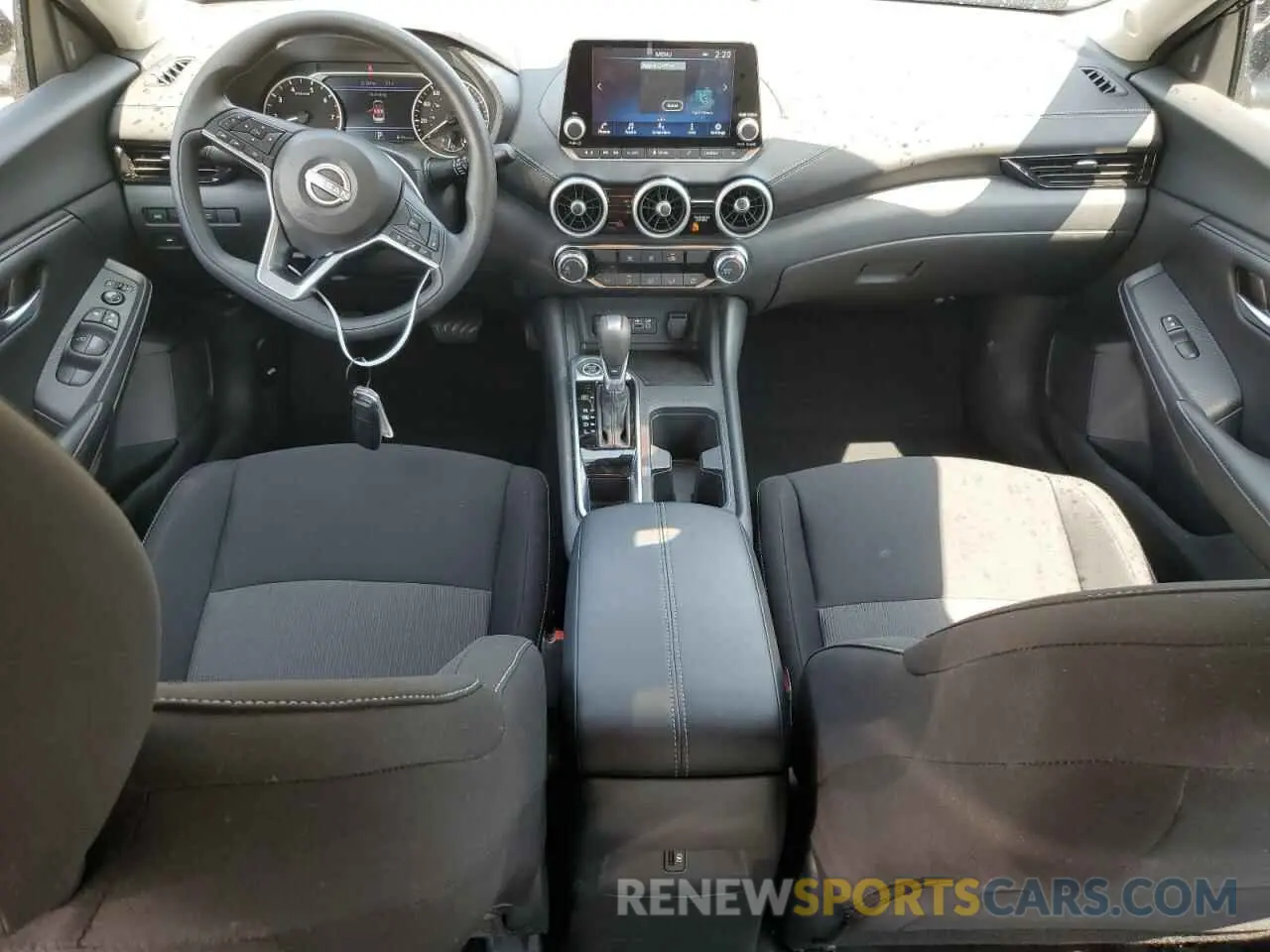 8 fotografías del automóvil dañado 3N1AB8CV6SY295198 NISSAN SENTRA 2025