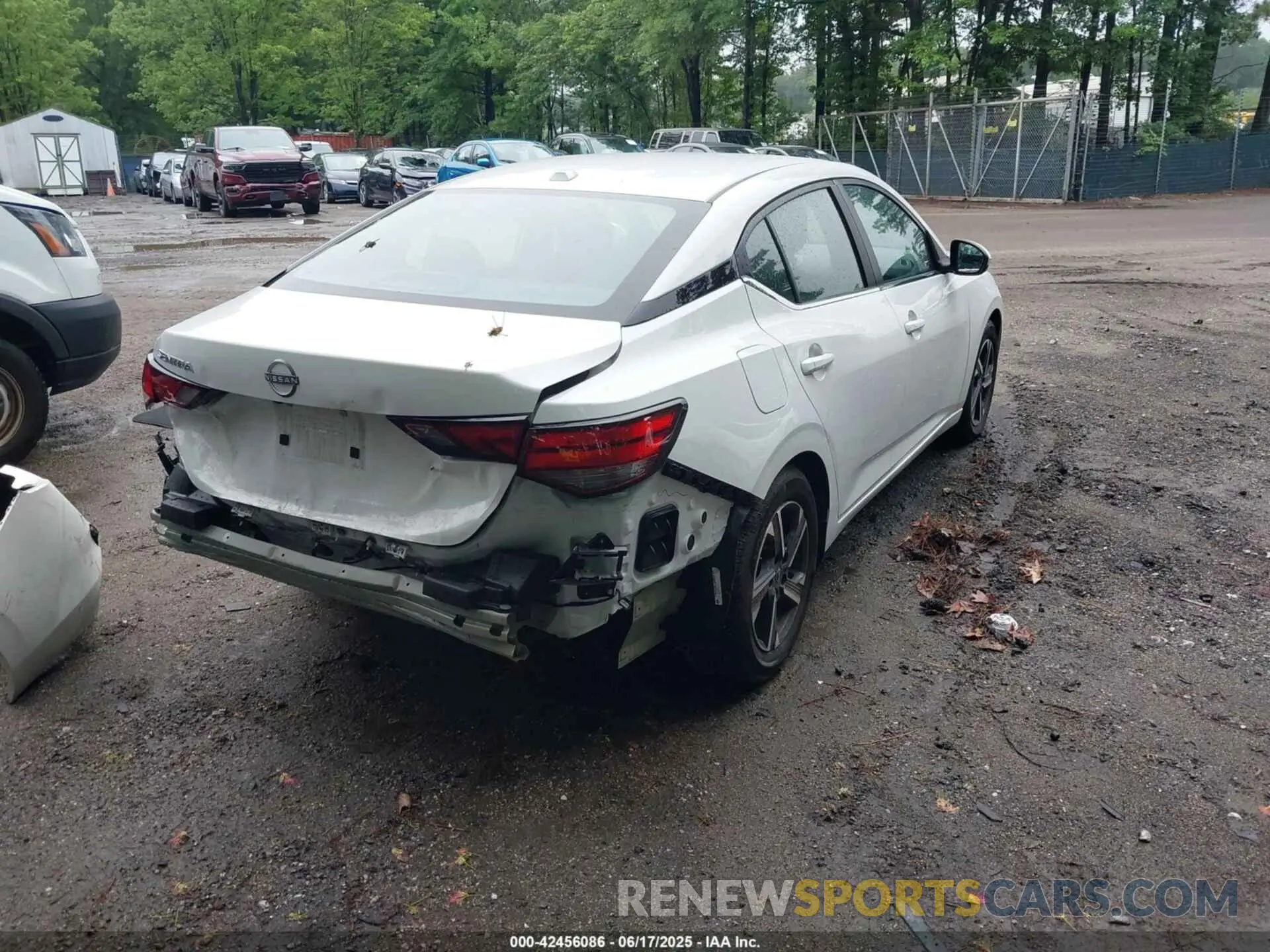 4 fotografías del automóvil dañado 3N1AB8CV7SY209607 NISSAN SENTRA 2025