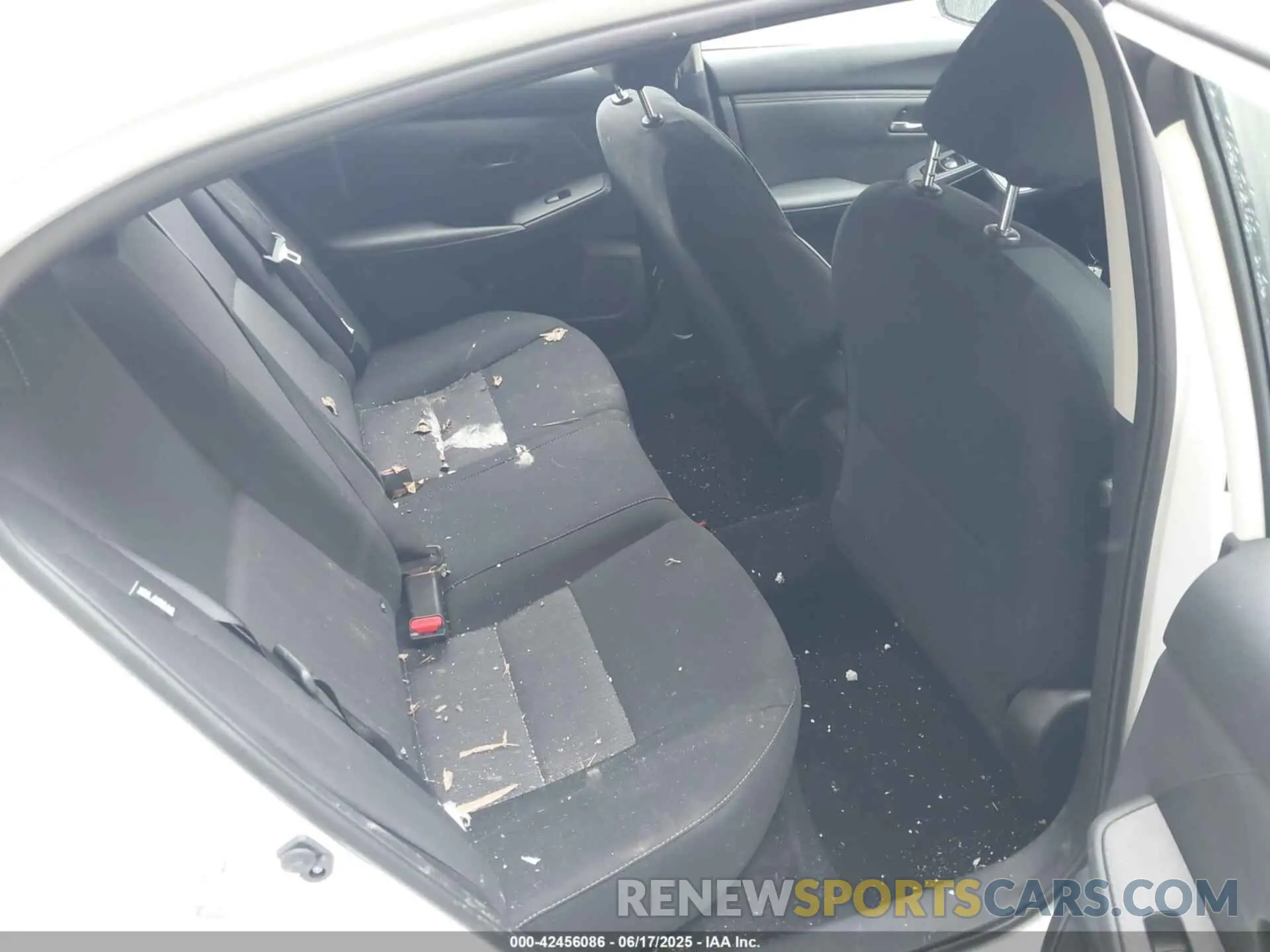 8 fotografías del automóvil dañado 3N1AB8CV7SY209607 NISSAN SENTRA 2025
