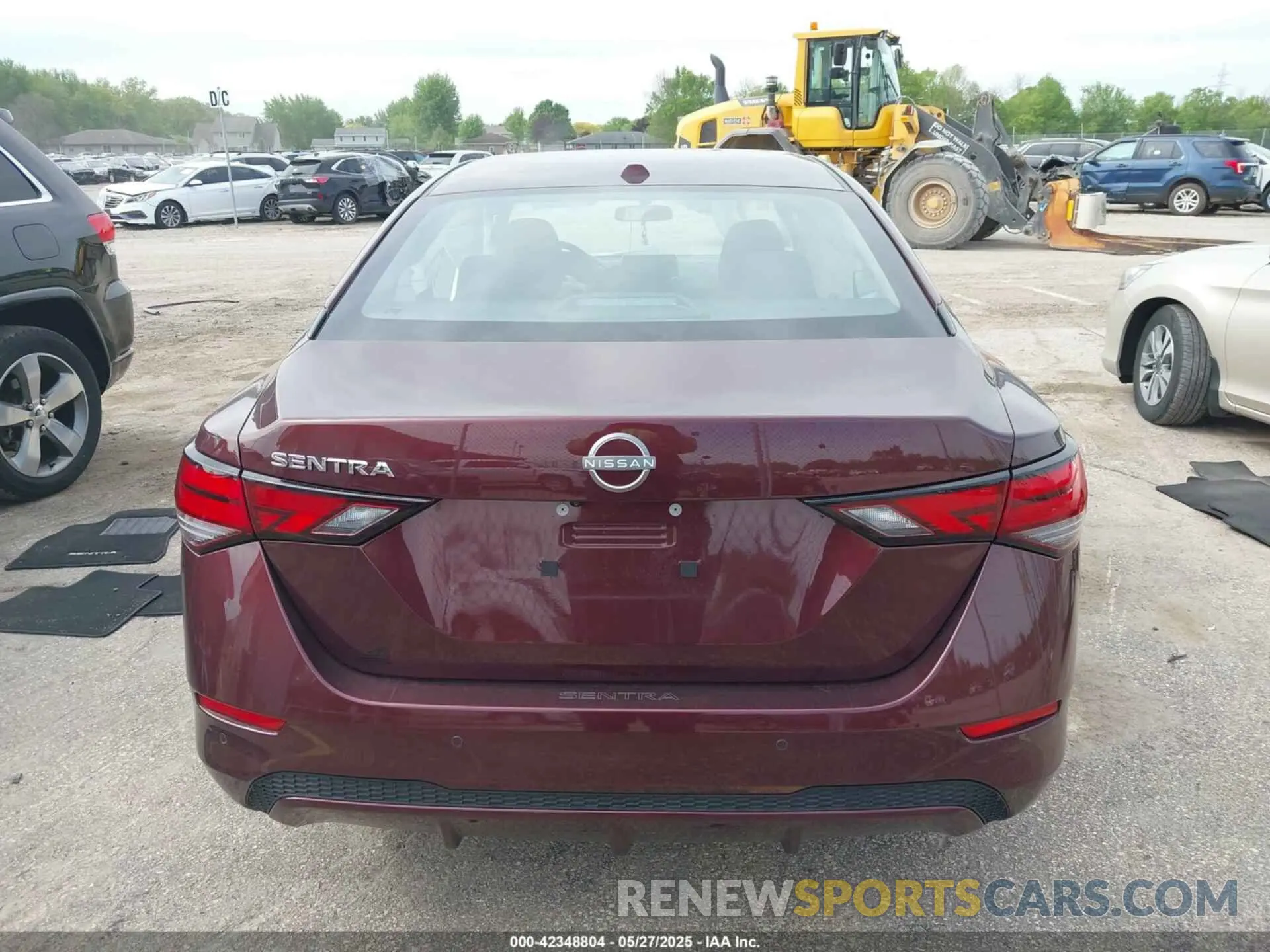 17 fotografías del automóvil dañado 3N1AB8CV7SY242722 NISSAN SENTRA 2025