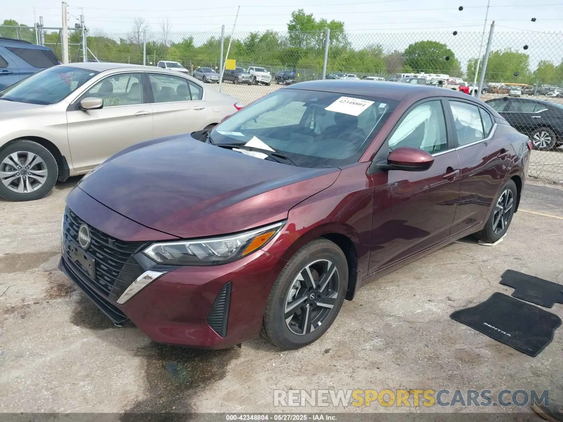 2 fotografías del automóvil dañado 3N1AB8CV7SY242722 NISSAN SENTRA 2025