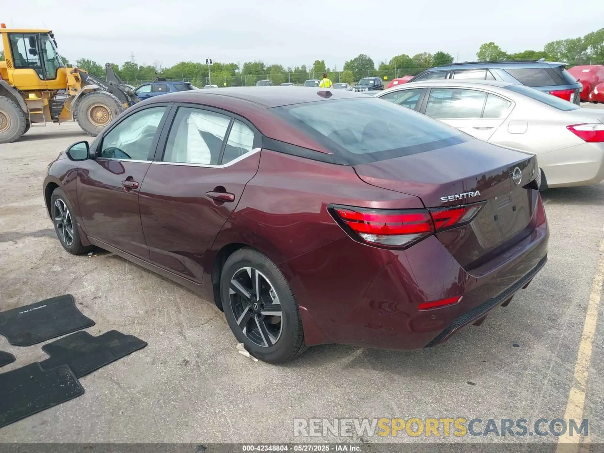 3 fotografías del automóvil dañado 3N1AB8CV7SY242722 NISSAN SENTRA 2025