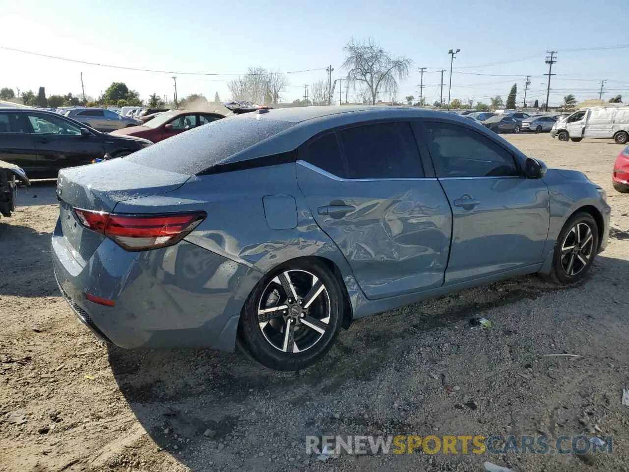 3 fotografías del automóvil dañado 3N1AB8CV7SY258516 NISSAN SENTRA 2025