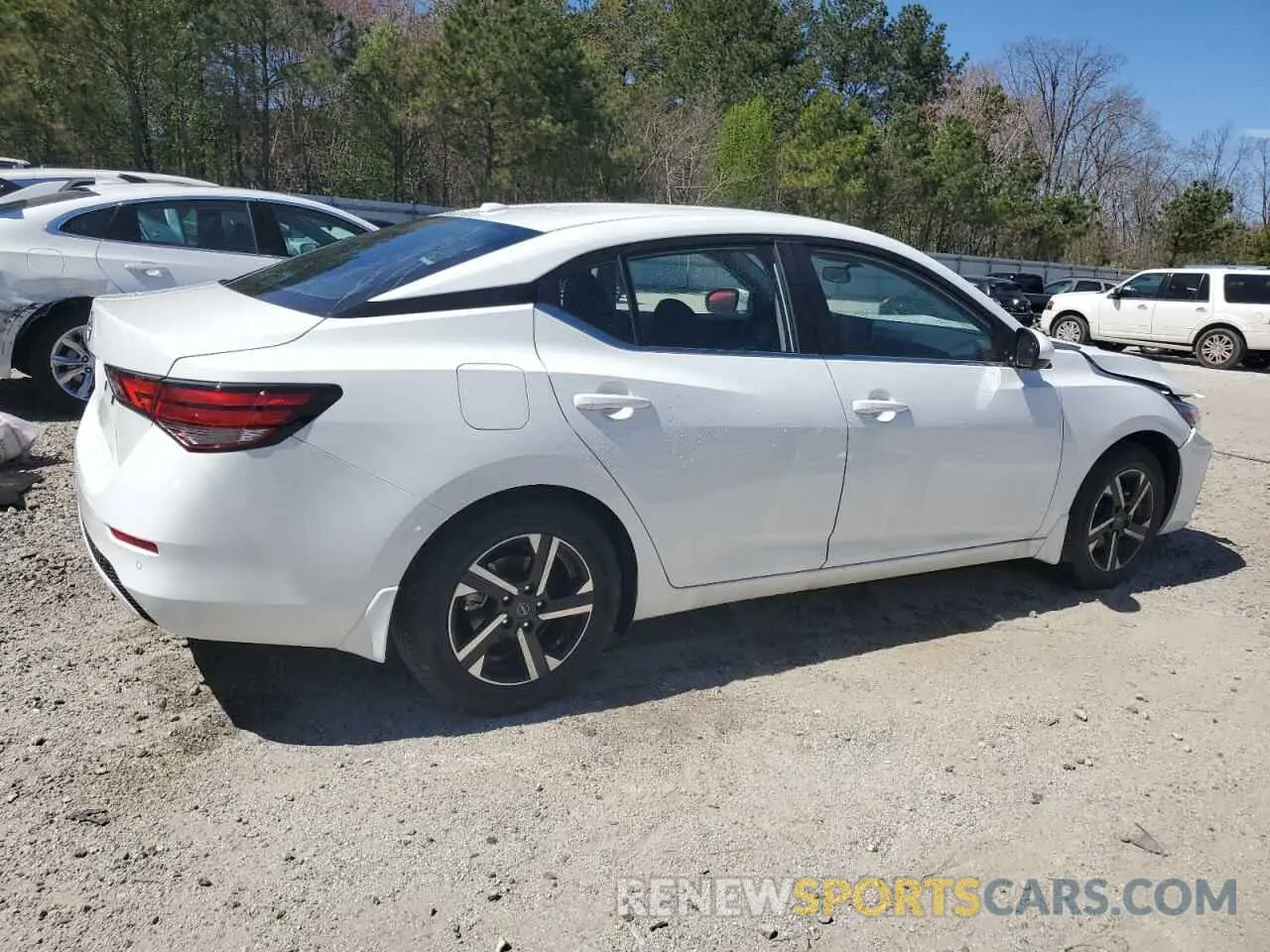 3 fotografías del automóvil dañado 3N1AB8CV7SY273985 NISSAN SENTRA 2025
