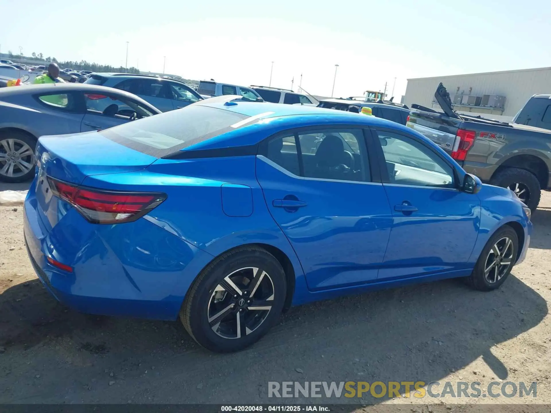 13 fotografías del automóvil dañado 3N1AB8CV7SY276515 NISSAN SENTRA 2025