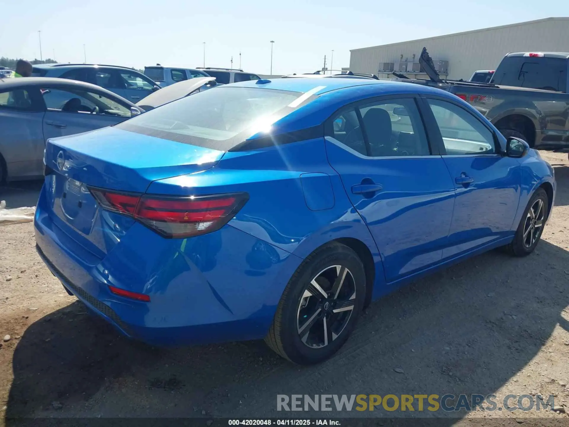 4 fotografías del automóvil dañado 3N1AB8CV7SY276515 NISSAN SENTRA 2025