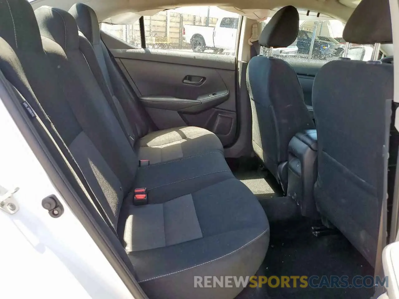10 fotografías del automóvil dañado 3N1AB8CV8SY213990 NISSAN SENTRA 2025