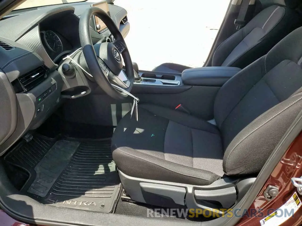 7 fotografías del automóvil dañado 3N1AB8CV8SY247914 NISSAN SENTRA 2025