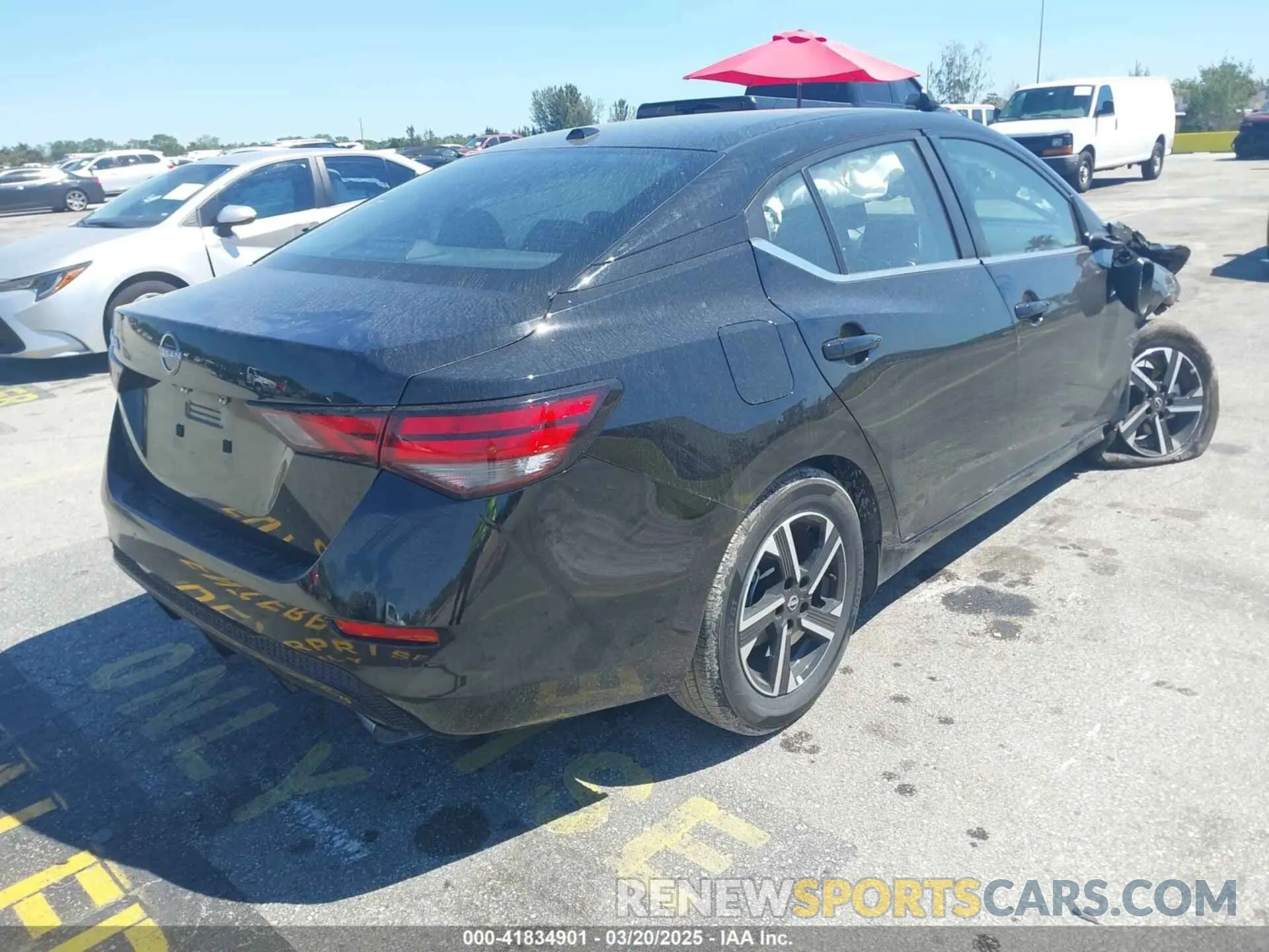 4 fotografías del automóvil dañado 3N1AB8CV8SY257696 NISSAN SENTRA 2025