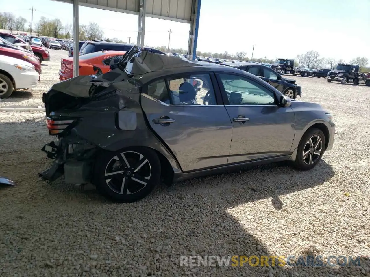3 fotografías del automóvil dañado 3N1AB8CV9SY239966 NISSAN SENTRA 2025