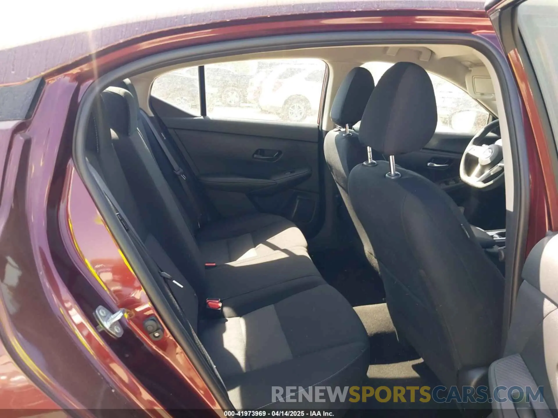 8 fotografías del automóvil dañado 3N1AB8CV9SY287421 NISSAN SENTRA 2025