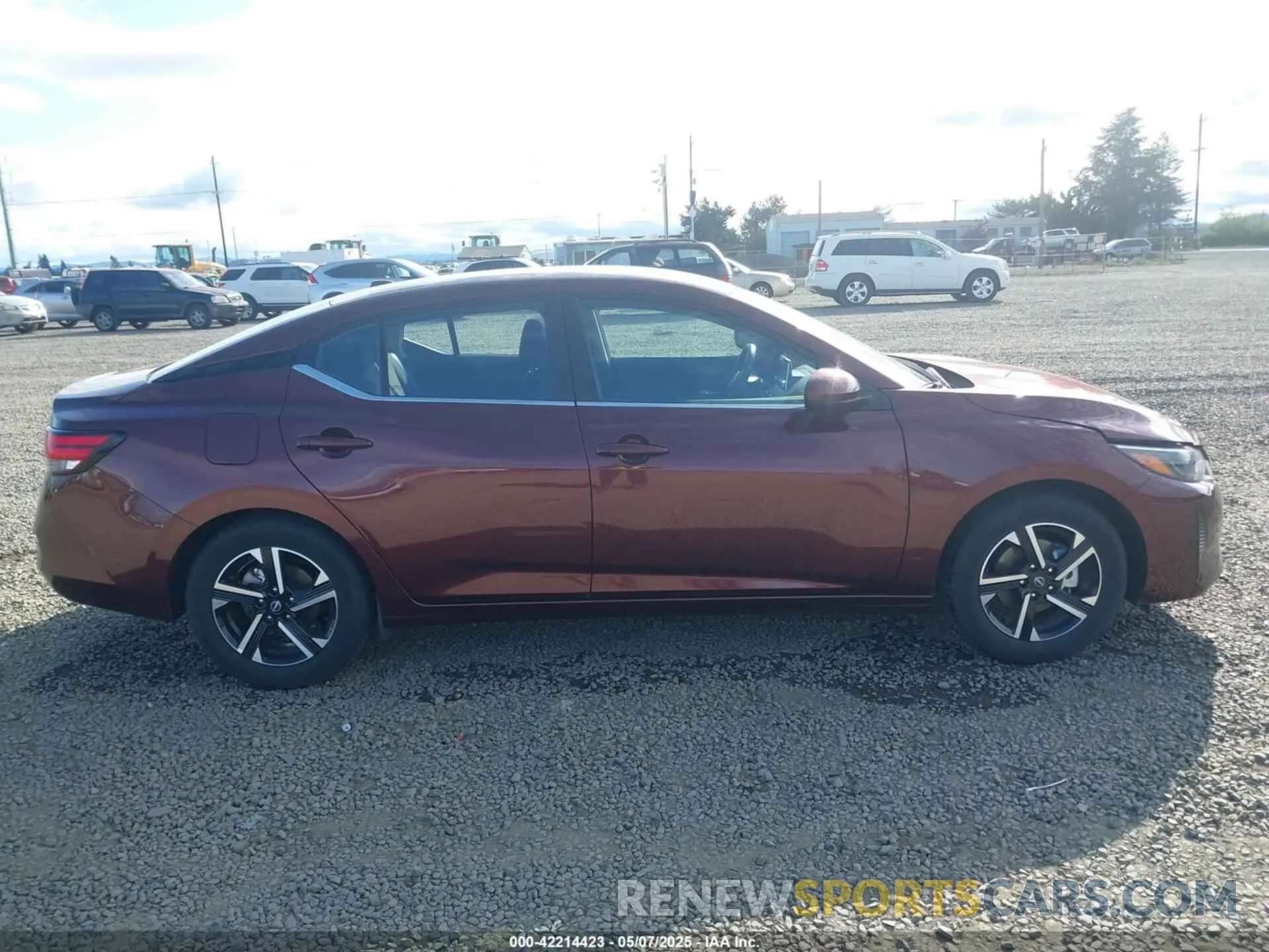 14 fotografías del automóvil dañado 3N1AB8CV9SY299777 NISSAN SENTRA 2025