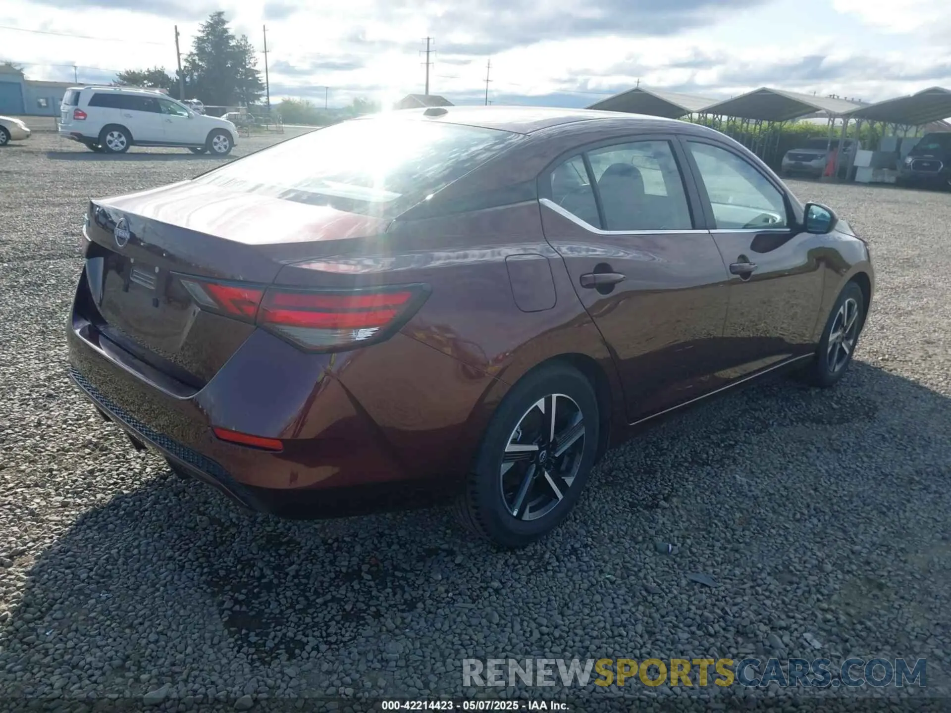 4 fotografías del automóvil dañado 3N1AB8CV9SY299777 NISSAN SENTRA 2025