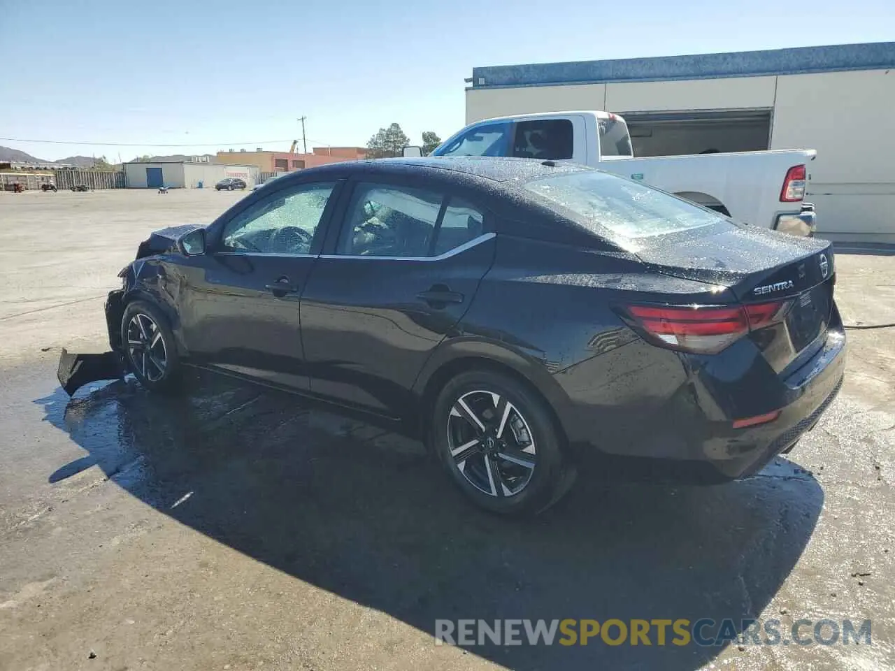 2 fotografías del automóvil dañado 3N1AB8CV9SY306677 NISSAN SENTRA 2025