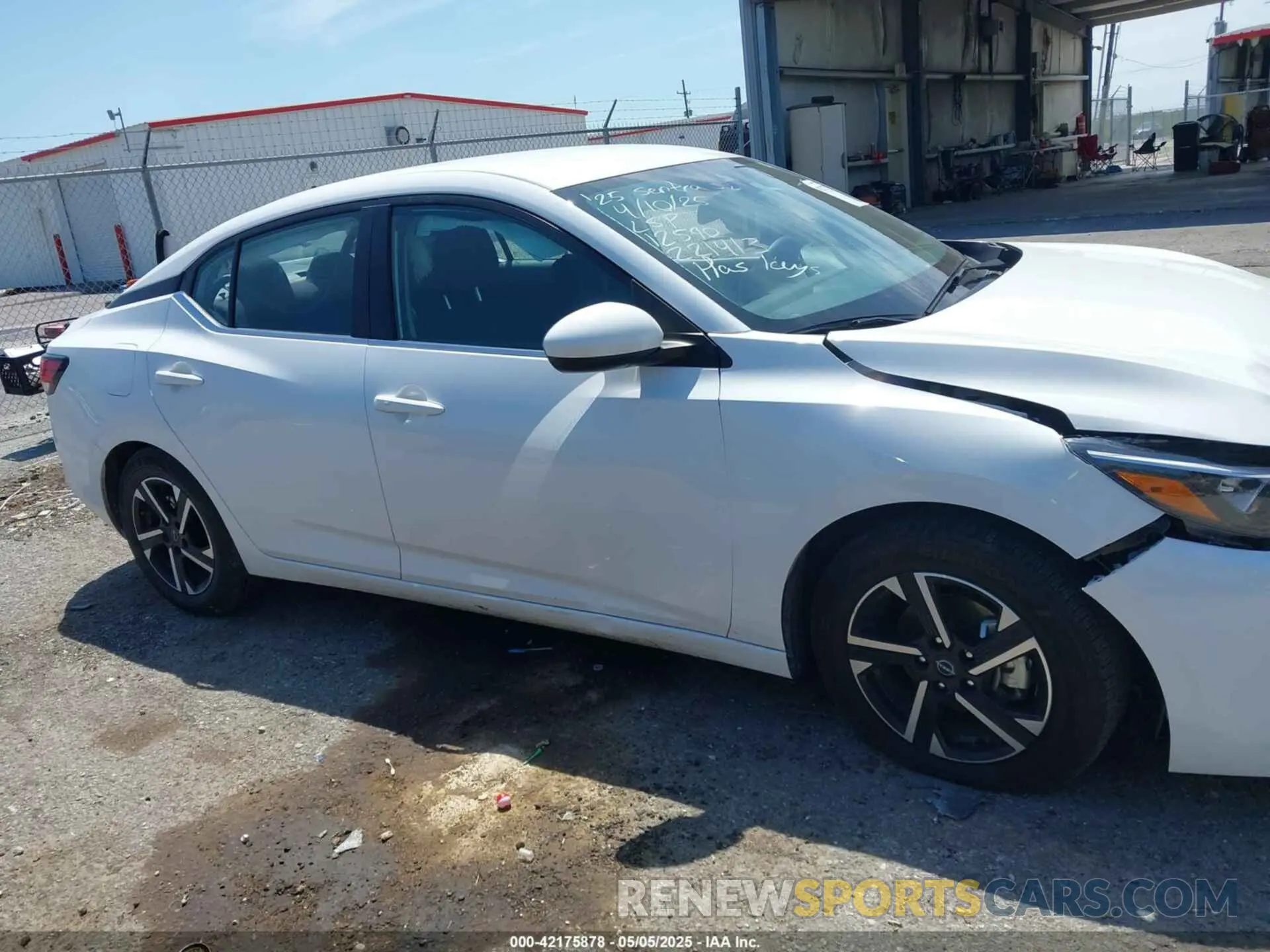 13 fotografías del automóvil dañado 3N1AB8CVXSY221413 NISSAN SENTRA 2025