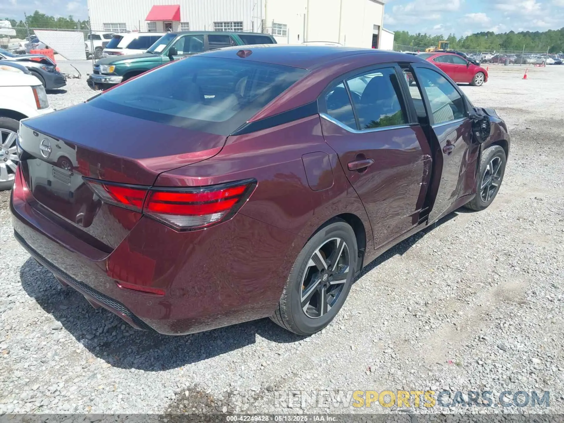 4 fotografías del automóvil dañado 3N1AB8CVXSY259109 NISSAN SENTRA 2025