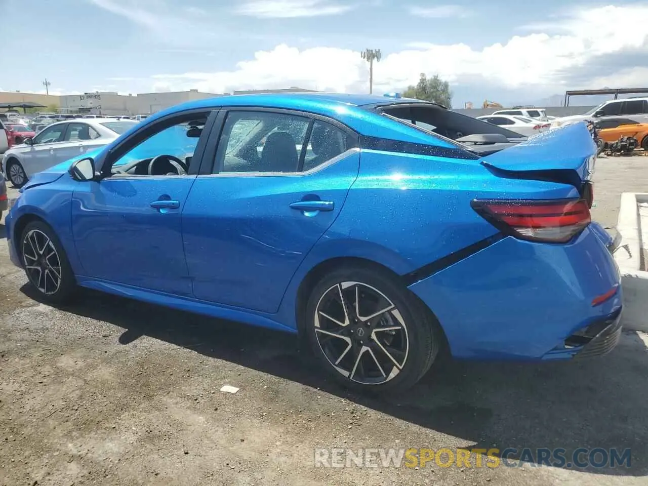 2 fotografías del automóvil dañado 3N1AB8DV0SY314388 NISSAN SENTRA 2025