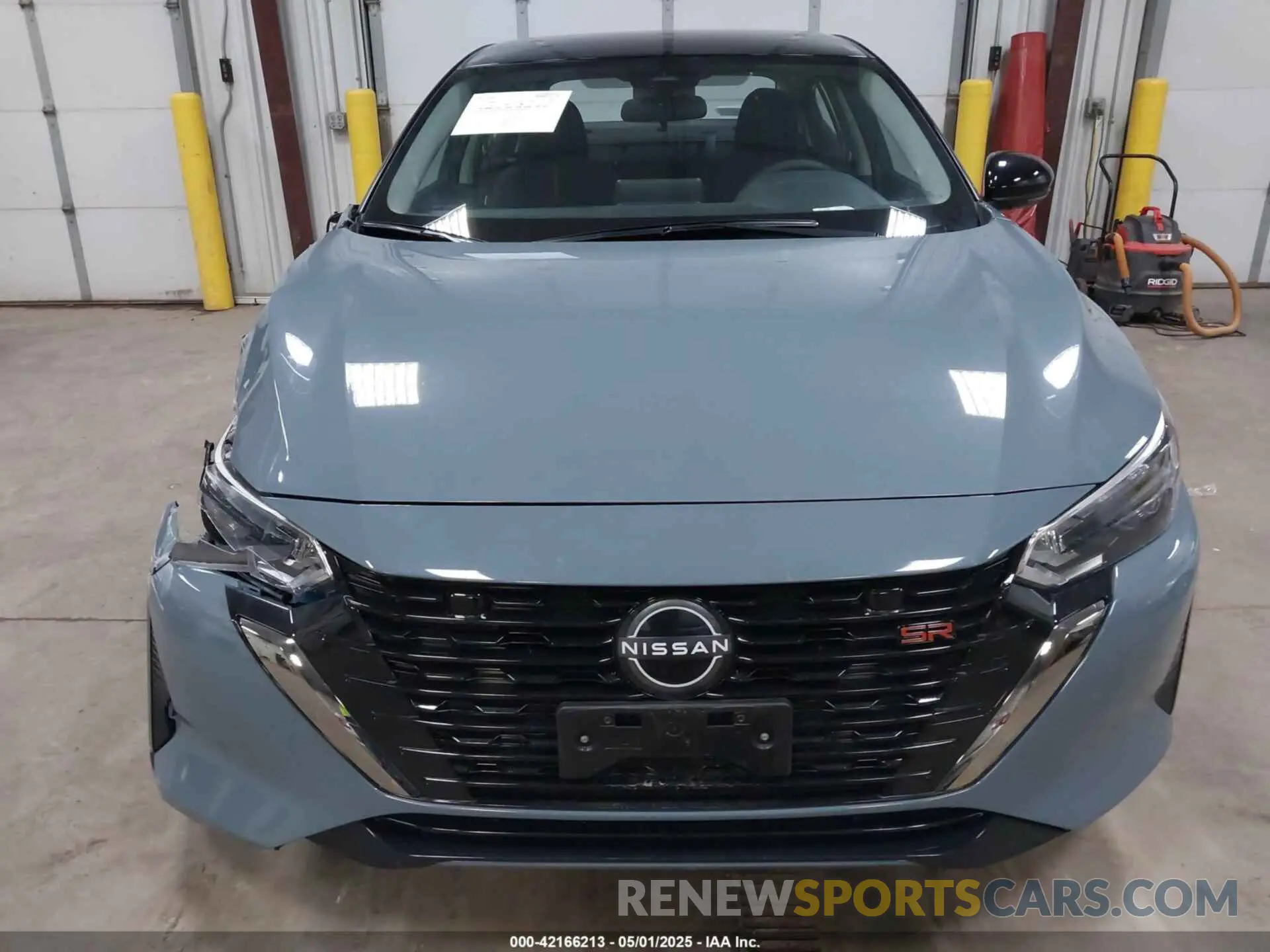 12 fotografías del automóvil dañado 3N1AB8DV4SY242238 NISSAN SENTRA 2025