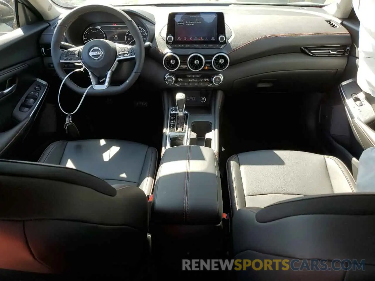 8 fotografías del automóvil dañado 3N1AB8DV4SY284313 NISSAN SENTRA 2025
