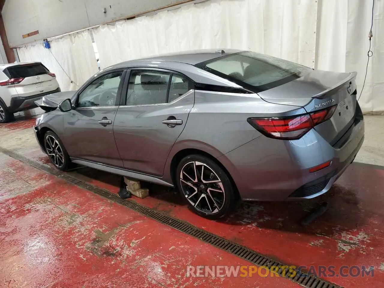 2 fotografías del automóvil dañado 3N1AB8DV4SY305094 NISSAN SENTRA 2025