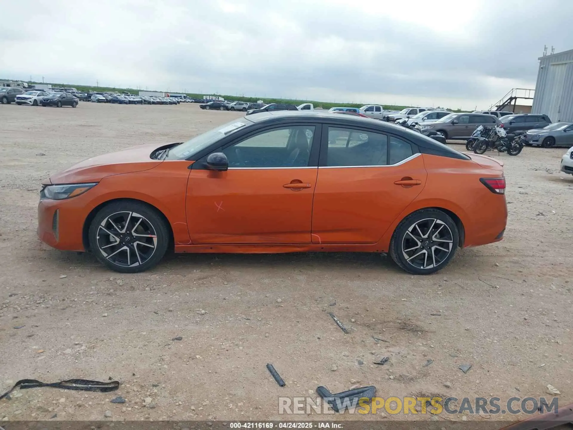 15 fotografías del automóvil dañado 3N1AB8DV5SY284904 NISSAN SENTRA 2025