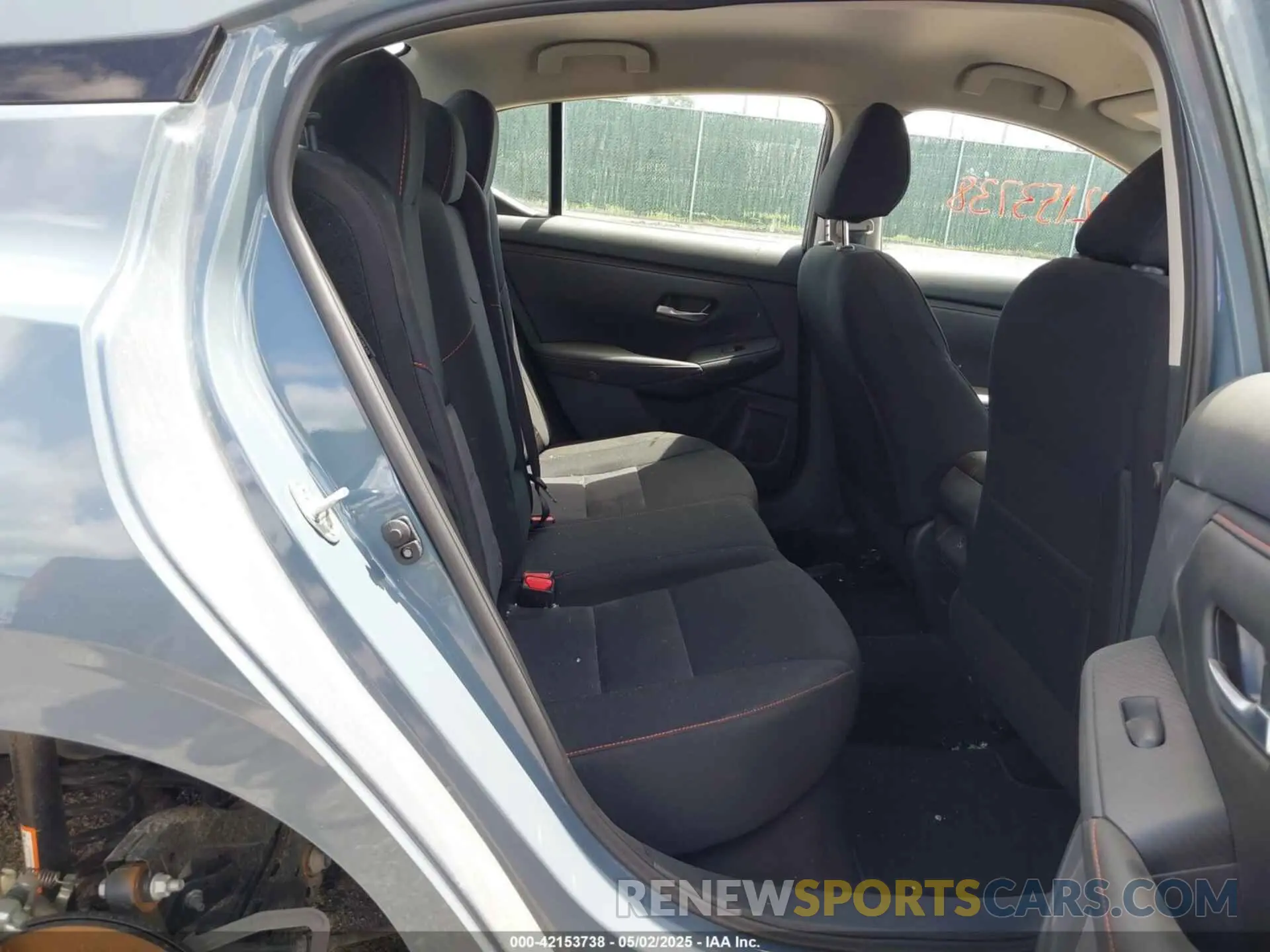8 fotografías del automóvil dañado 3N1AB8DV7SY270972 NISSAN SENTRA 2025