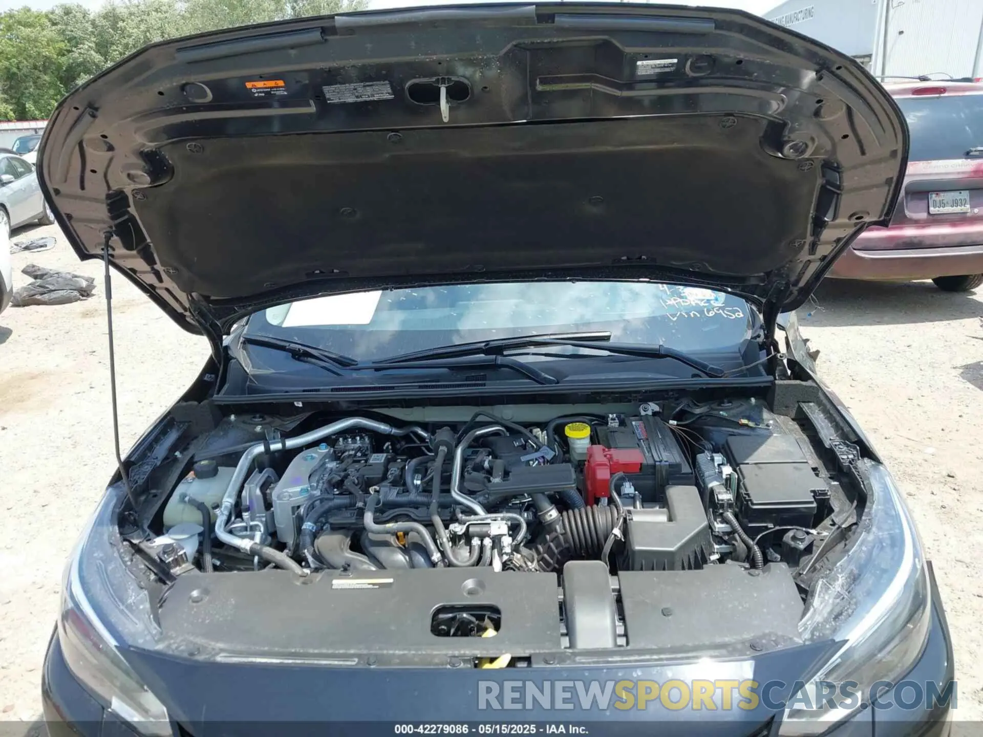 10 fotografías del automóvil dañado 3N1AB8DV7SY306952 NISSAN SENTRA 2025
