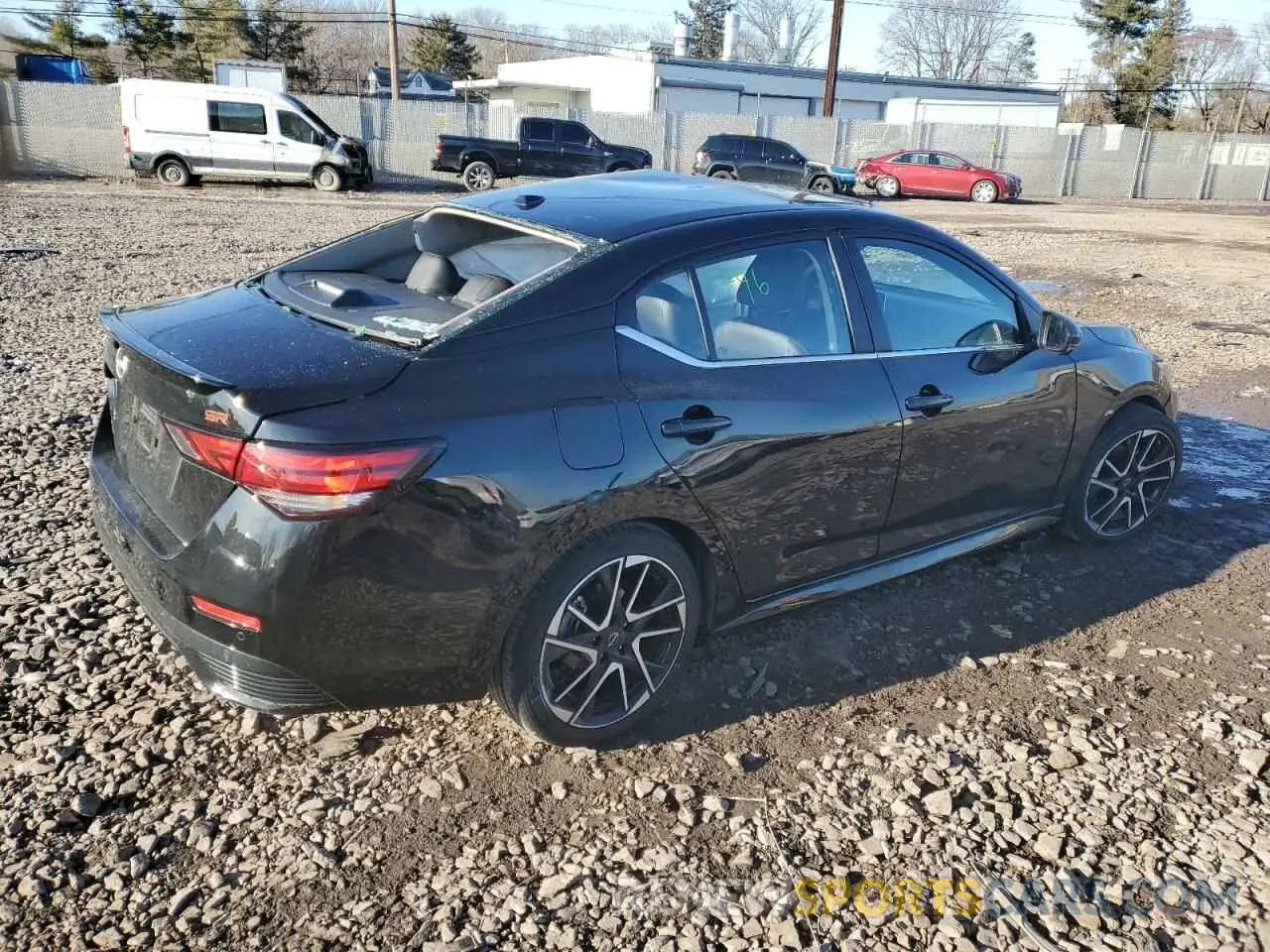 3 fotografías del automóvil dañado 3N1AB8DV9SY226147 NISSAN SENTRA 2025