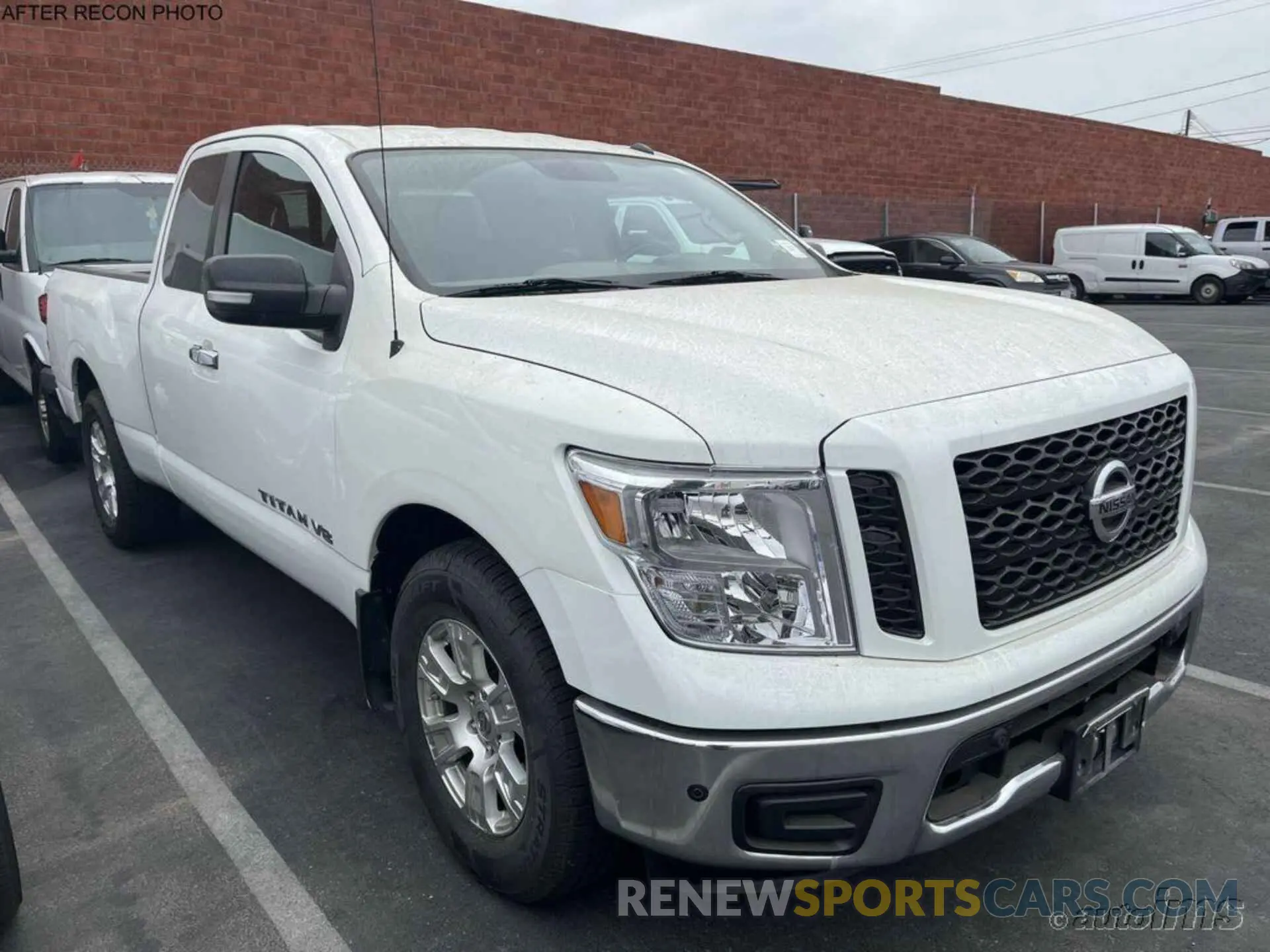 15 fotografías del automóvil dañado 1N6AA1C62KN517911 NISSAN TITAN 2019