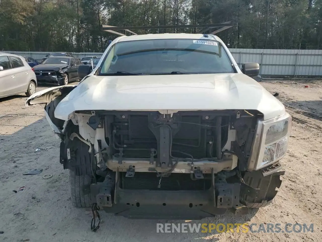 5 fotografías del automóvil dañado 1N6AA1CK0KN519394 NISSAN TITAN 2019