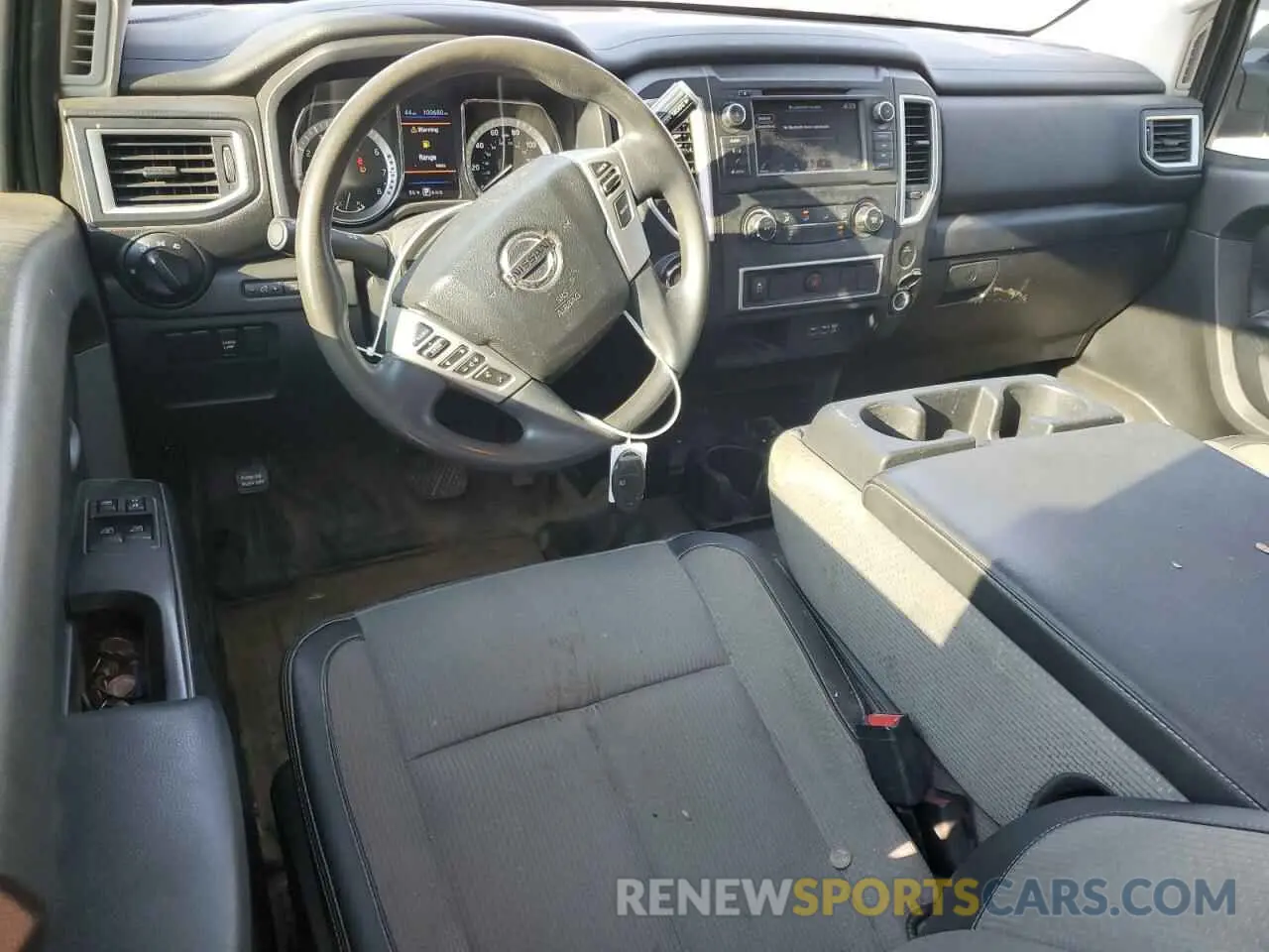 8 fotografías del automóvil dañado 1N6AA1CK0KN519394 NISSAN TITAN 2019