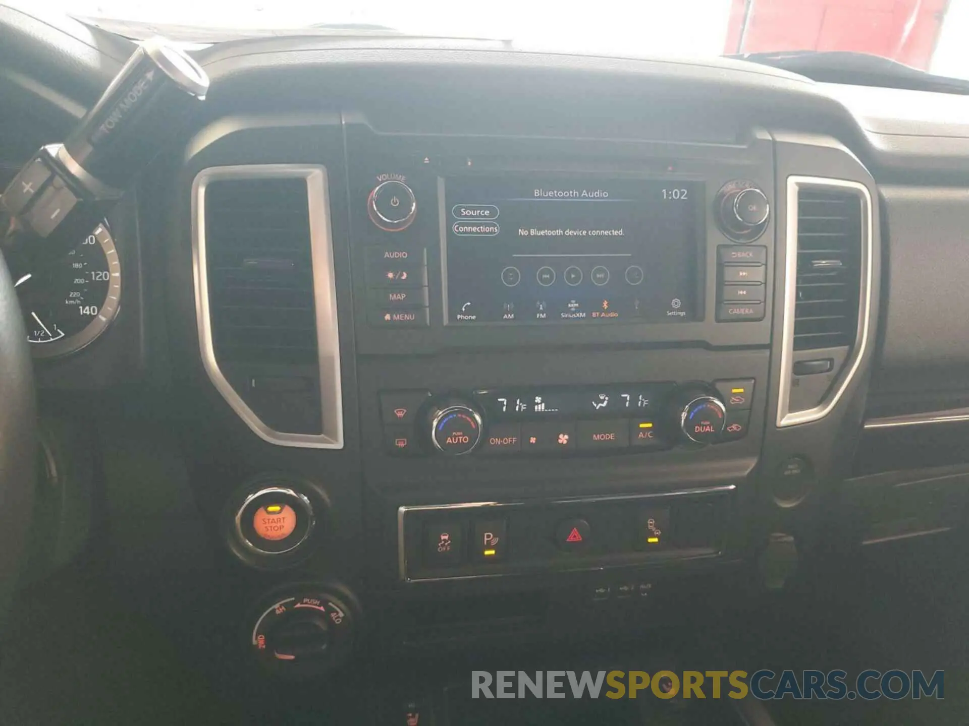 15 fotografías del automóvil dañado 1N6AA1E52KN530677 NISSAN TITAN 2019