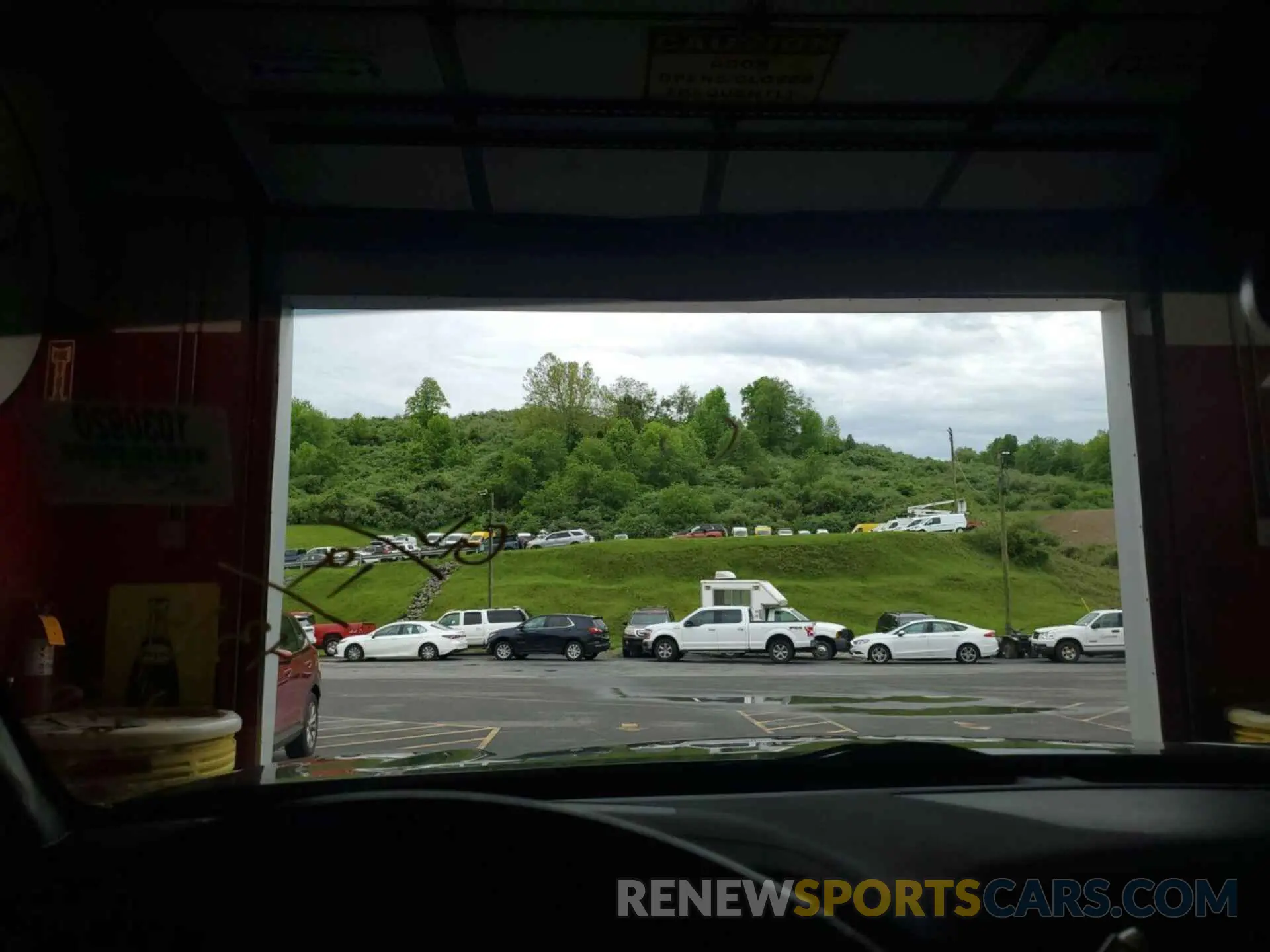 8 fotografías del automóvil dañado 1N6AA1E52KN530677 NISSAN TITAN 2019