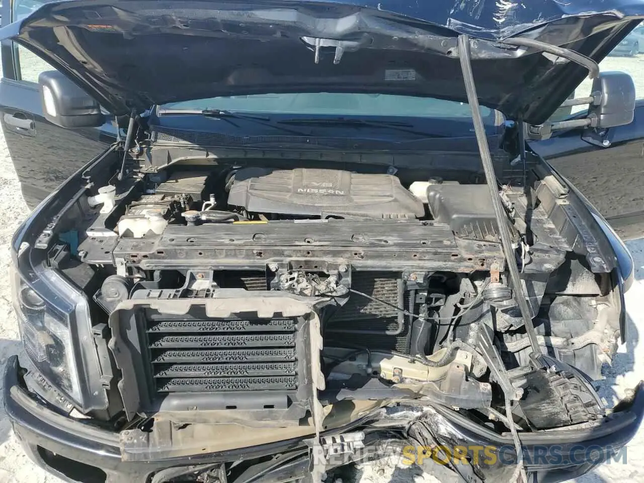 11 fotografías del automóvil dañado 1N6AA1E56KN522176 NISSAN TITAN 2019
