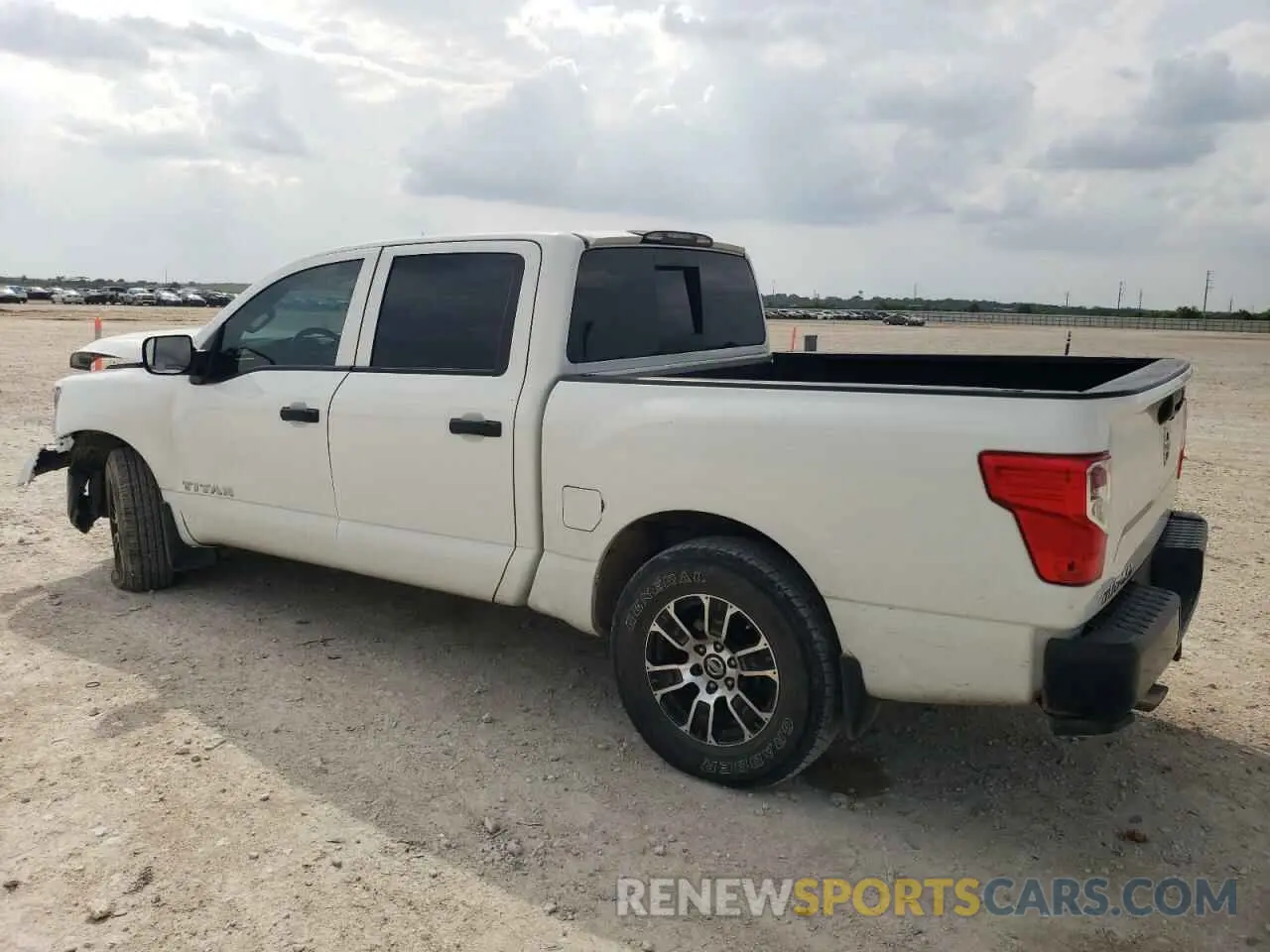 2 fotografías del automóvil dañado 1N6AA1EK1KN504920 NISSAN TITAN 2019